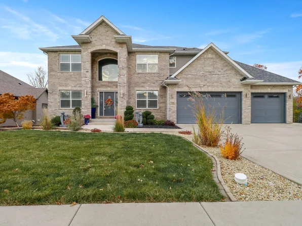 7506 Fawn Valley Dr, Schererville, IN 46375