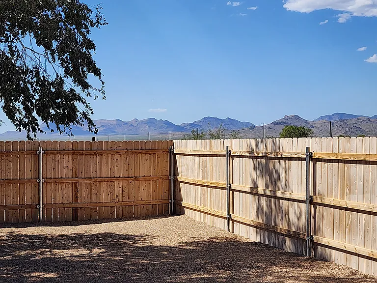 537 S Taylor Rd — Photo 11
