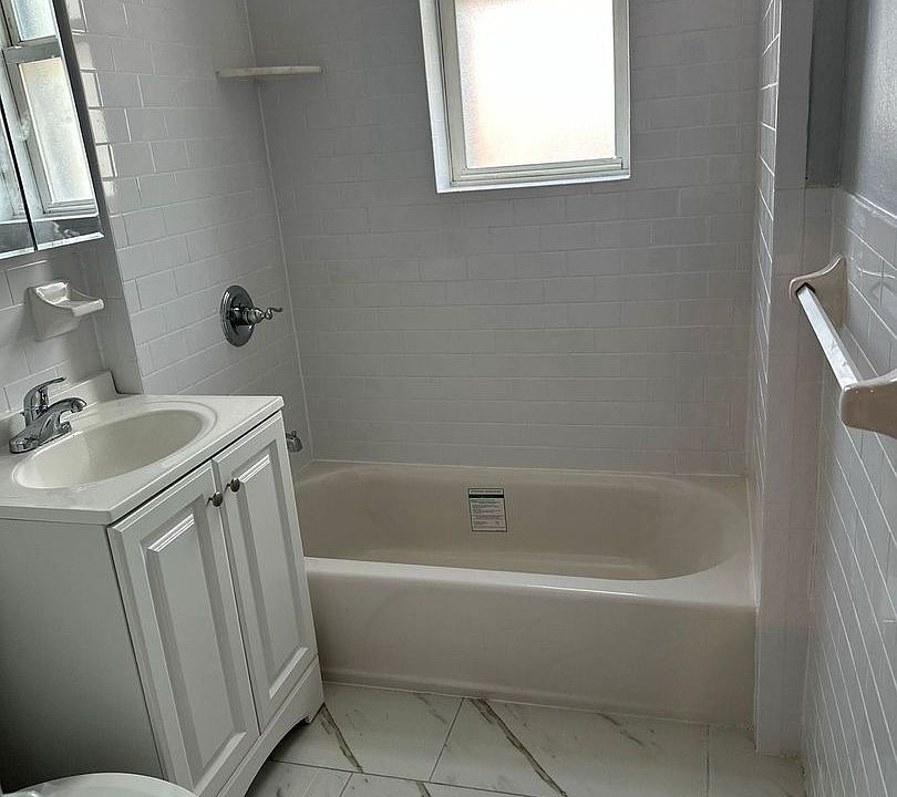 1st image of 34 Kensington Ave APT 10