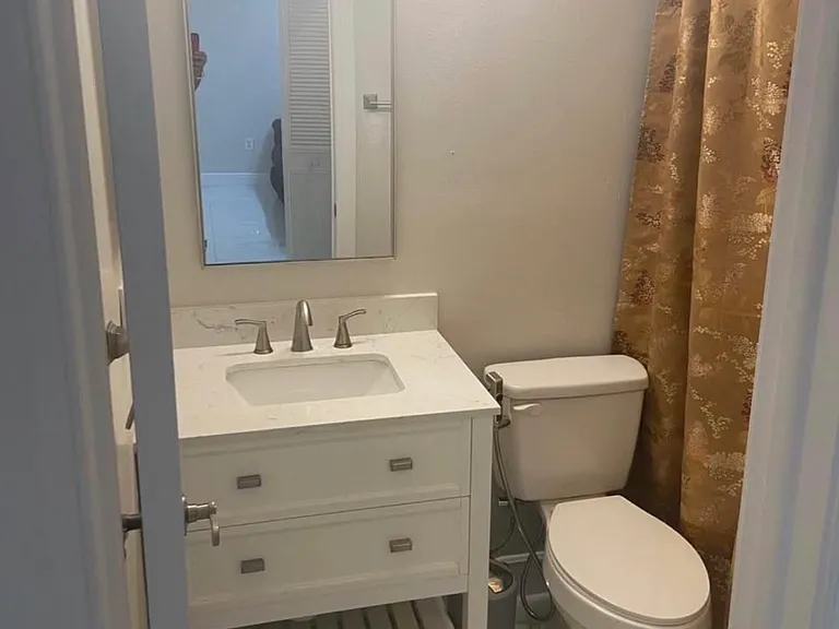11911 Cypress Crest Cir — Photo 13