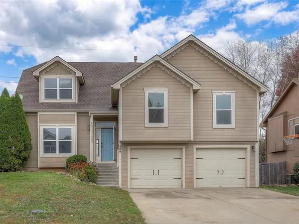 408 Shannon Ave, Smithville, MO 64089