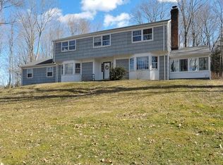 32 Cherry St, Katonah, NY 10536