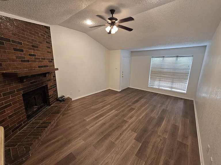 7451 College Cir #1 — Photo 8