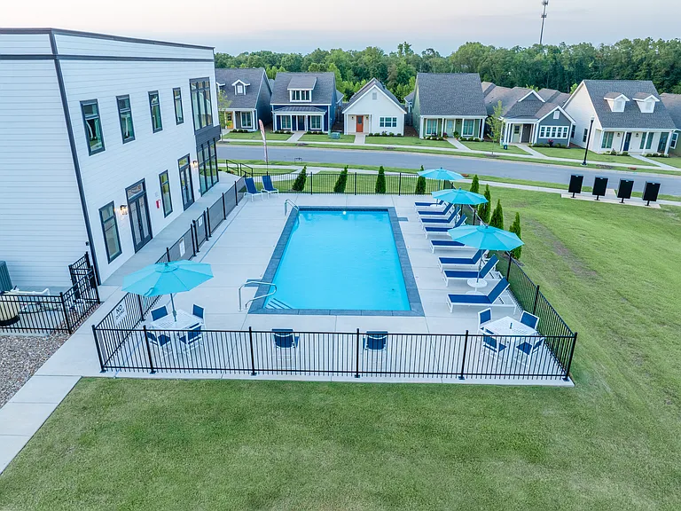 812 NE Heights Ln — Photo 12