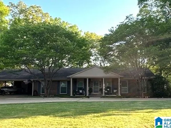 4233 Hillsboro Dr, Tuscaloosa, AL 35404