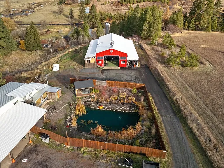 1277 Saddle Ridge Rd — Photo 1
