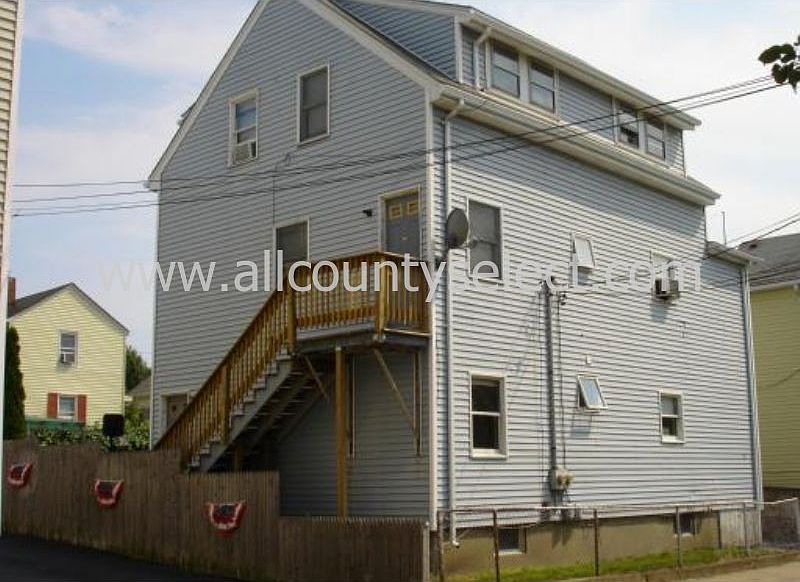 1st image of 17 Harris St #1