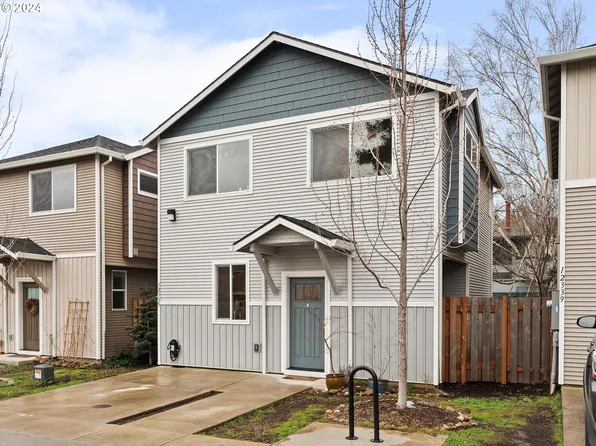 12335 SE Bush St, Portland, OR 97236