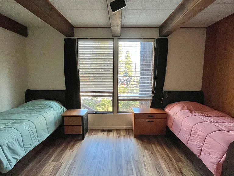163 Skyland Way — Photo 4