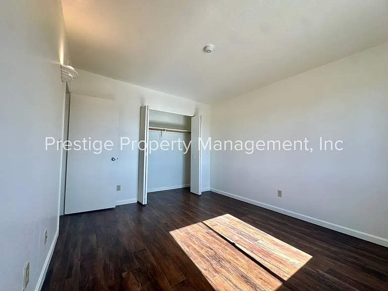 1810 S Blacklidge Dr #118 — Photo 22