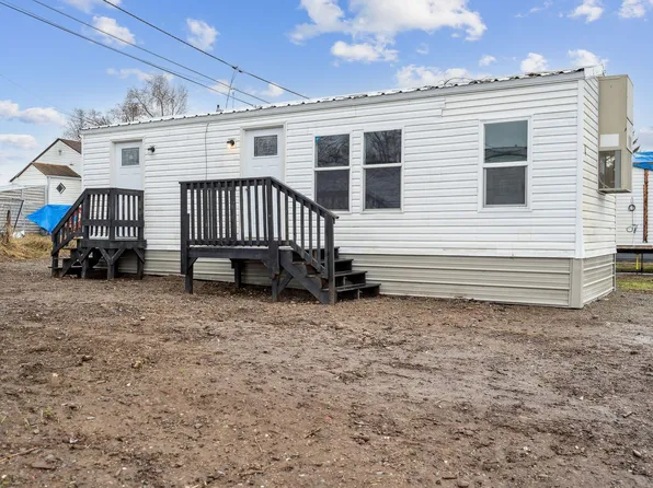 111 S Cedar Dr Trailer 3, Kalispell, MT 59901