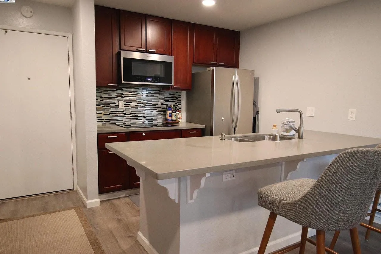 424 Orange St — Photo 1