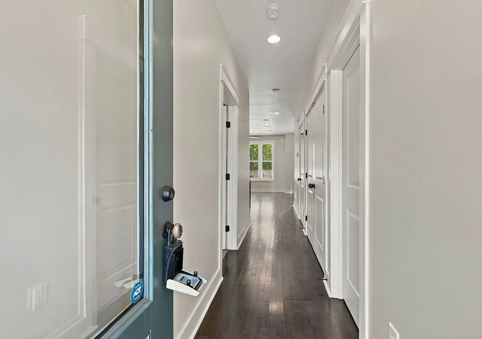 Modern East Nashville Home steps from Shelby Bottoms Greenway! — Photo 3