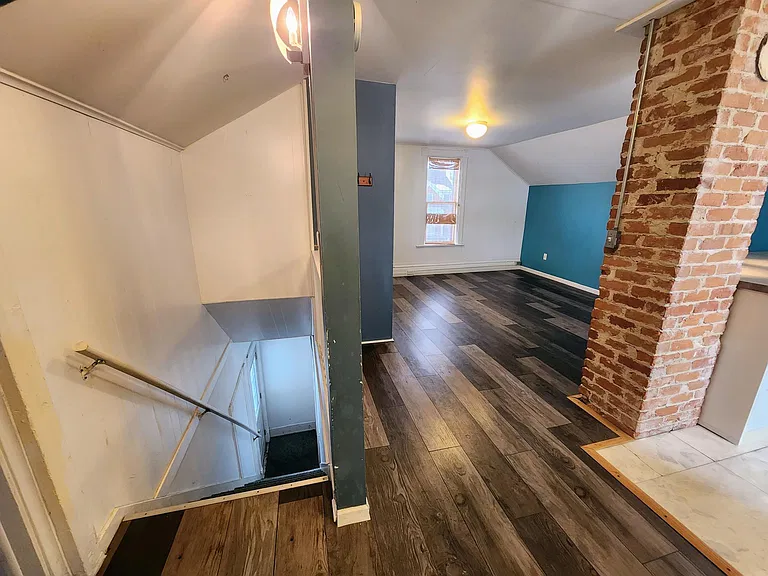 328 College Ave #1/2 — Photo 8