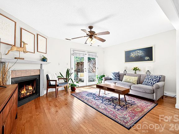5th image of 16 Spears Ave APT 39