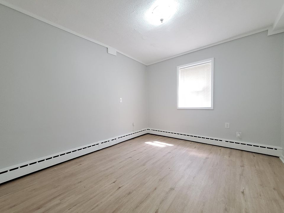 2nd image of 2467 John F Kennedy Blvd #14B