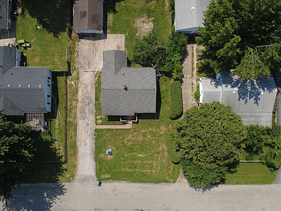 3rd image of 3348 Olive St