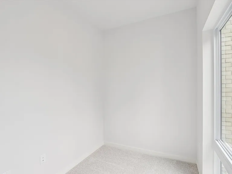 1608 D St SW — Photo 22