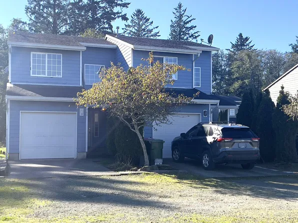 560-566 7th Ave, Hammond, OR 97121