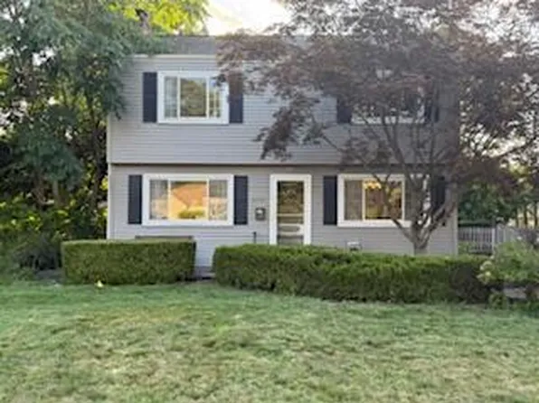 2735 Brandon Rd, Columbus, OH 43221