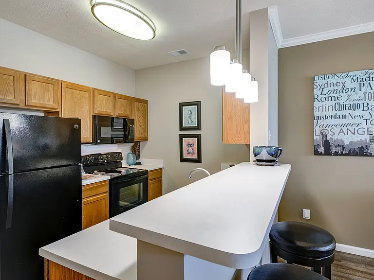 Summit Pointe — Photo 14