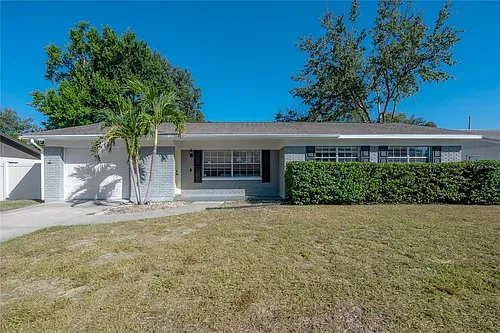 2523 Lake Ellen Cir Photo 1