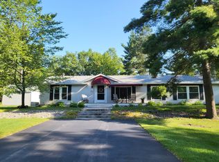 10032 Washington Ave, Grayling, MI 49738