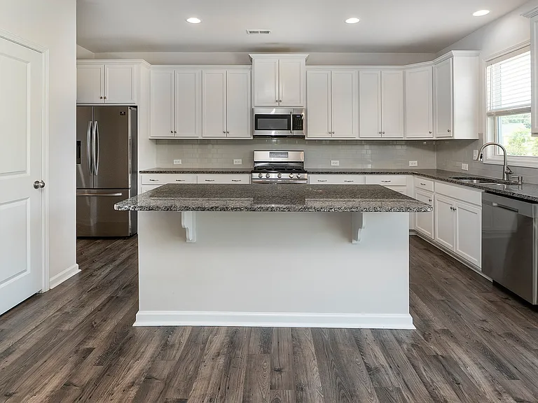 4467 Dover Ct — Photo 4