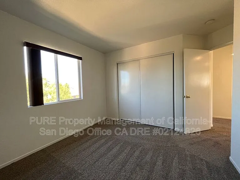 535 Island Breeze Ln — Photo 14
