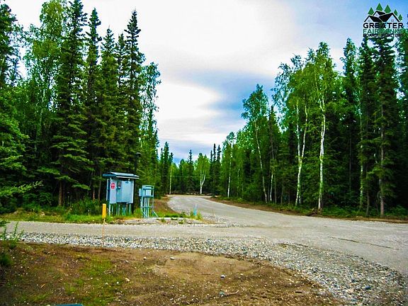 4th image of Blanket Blvd