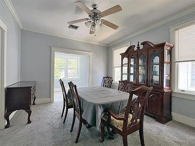 3 bed, 2.0 bath, 3300 sqft, $2,640 — Photo 4
