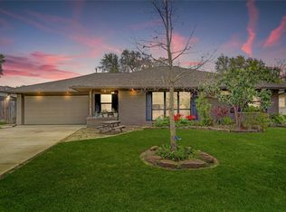 5438 Briarbend Dr, Houston, TX 77096