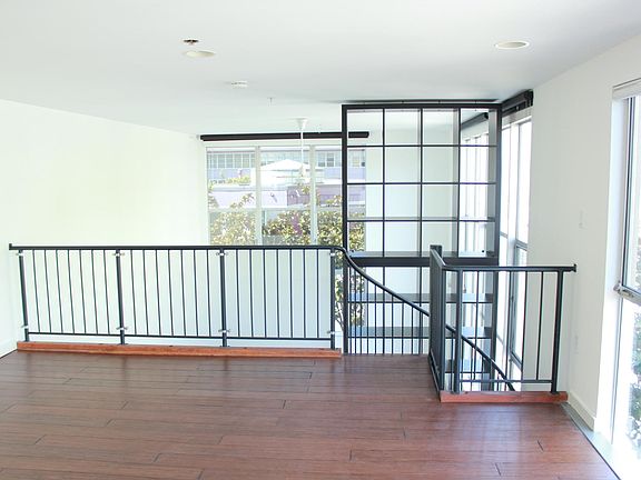 4th image of 701 Pennsylvania Ave APT 101