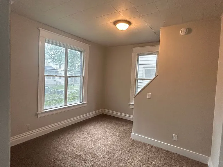 1815 Bayer Ave — Photo 5