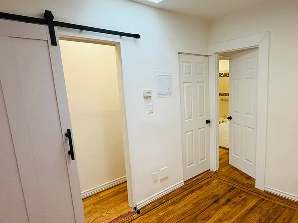 571 Mac Donough Street image 16 of 29