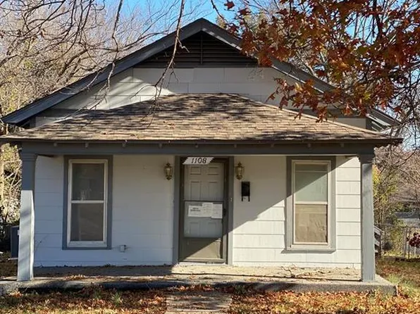 1108 N 10th St, Independence, KS 67301