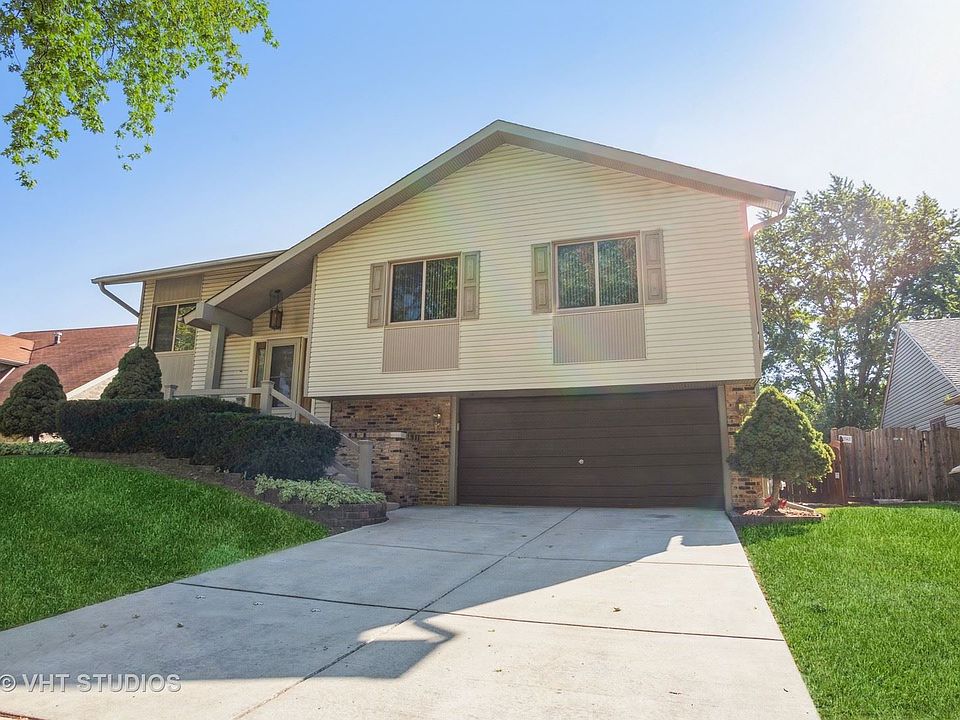 1st image of 5840 Easton Ct