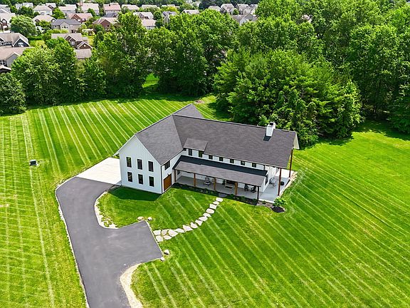 2nd image of 12352 Hoosier Rd