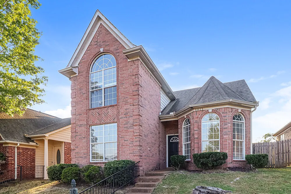 3 bed, 2.0 bath, 1759 sqft, $1,800 — Photo 4