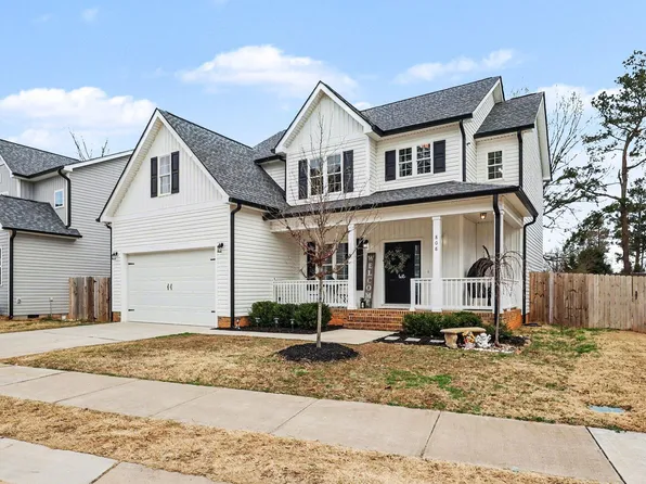 808 Trinity Park Dr, Wake Forest, NC 27587