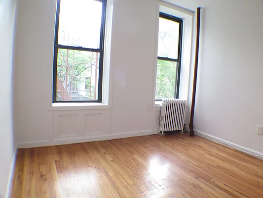 Rented by Glasser Realty LLC | media 2