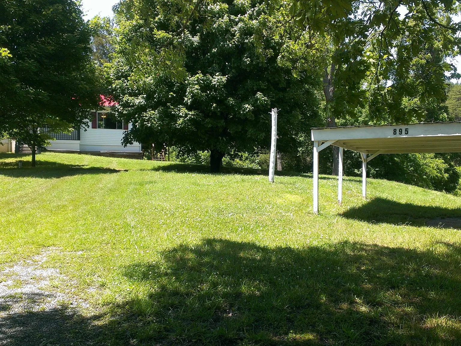 895 Lake View Loop — Photo 4