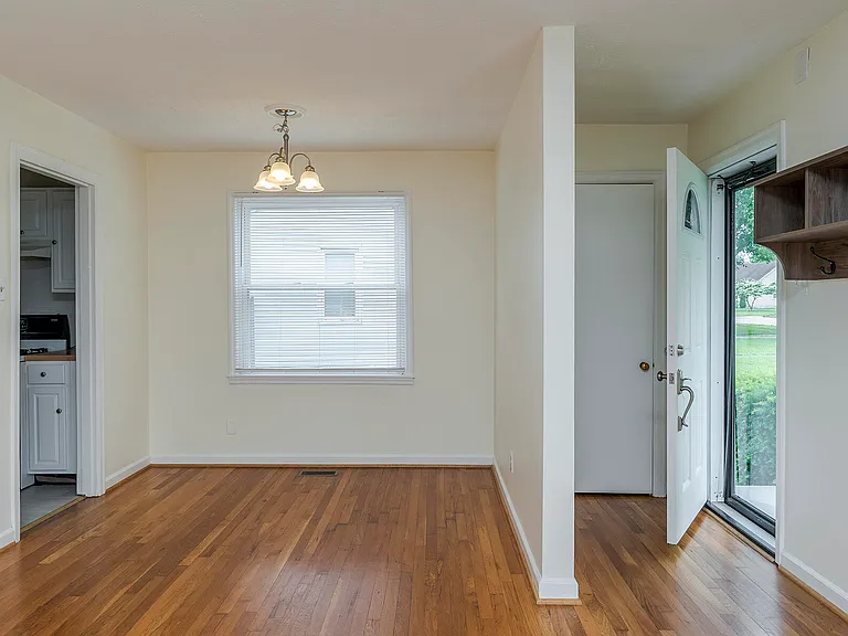 649 Mitchell Ave — Photo 4