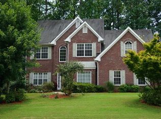 2812 Peyton Crossing Dr, Atlanta, GA 30311