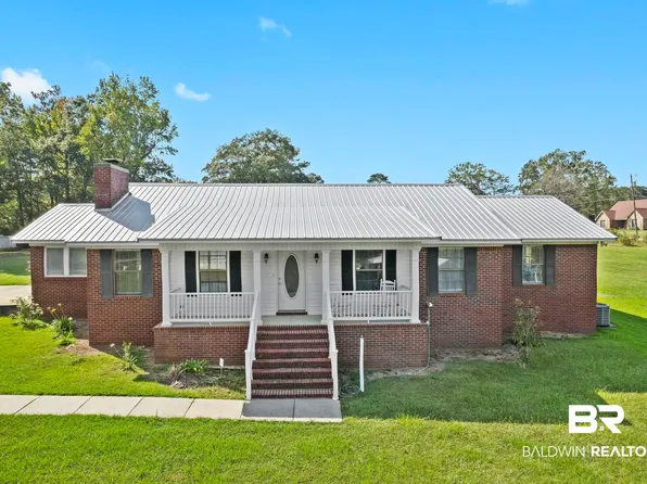 23 Apple St, Brewton, AL 36426