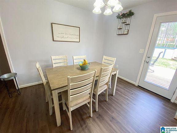 3rd image of 258 Mary Dr