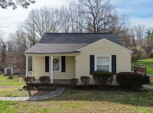23 Shumate St, Danville, VA 24541
