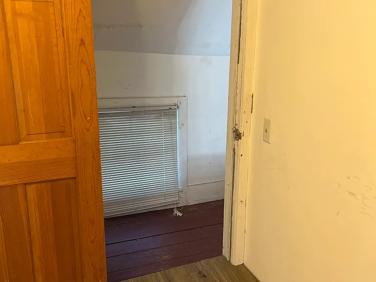 279 Essex St #2 — Photo 4