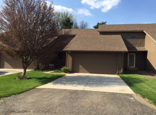 3110 Manitou Park Rd, Rochester, IN 46975