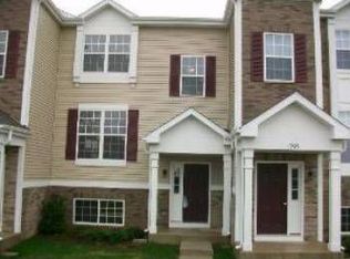 1903 Freedom Ct, Zion, IL 60099
